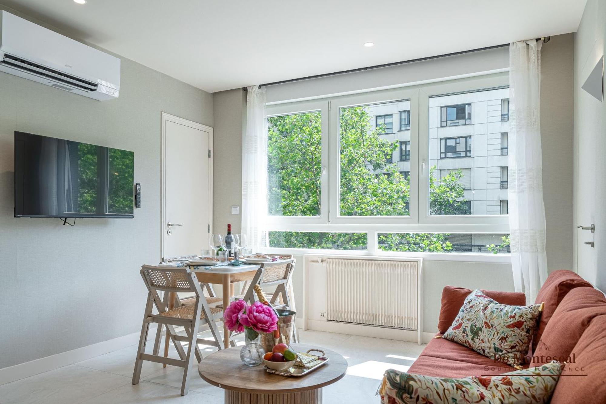 De Montescal - Hot Tub And Ac Cosy Apartment A Prime Location 40M2 Paryż Zewnętrze zdjęcie