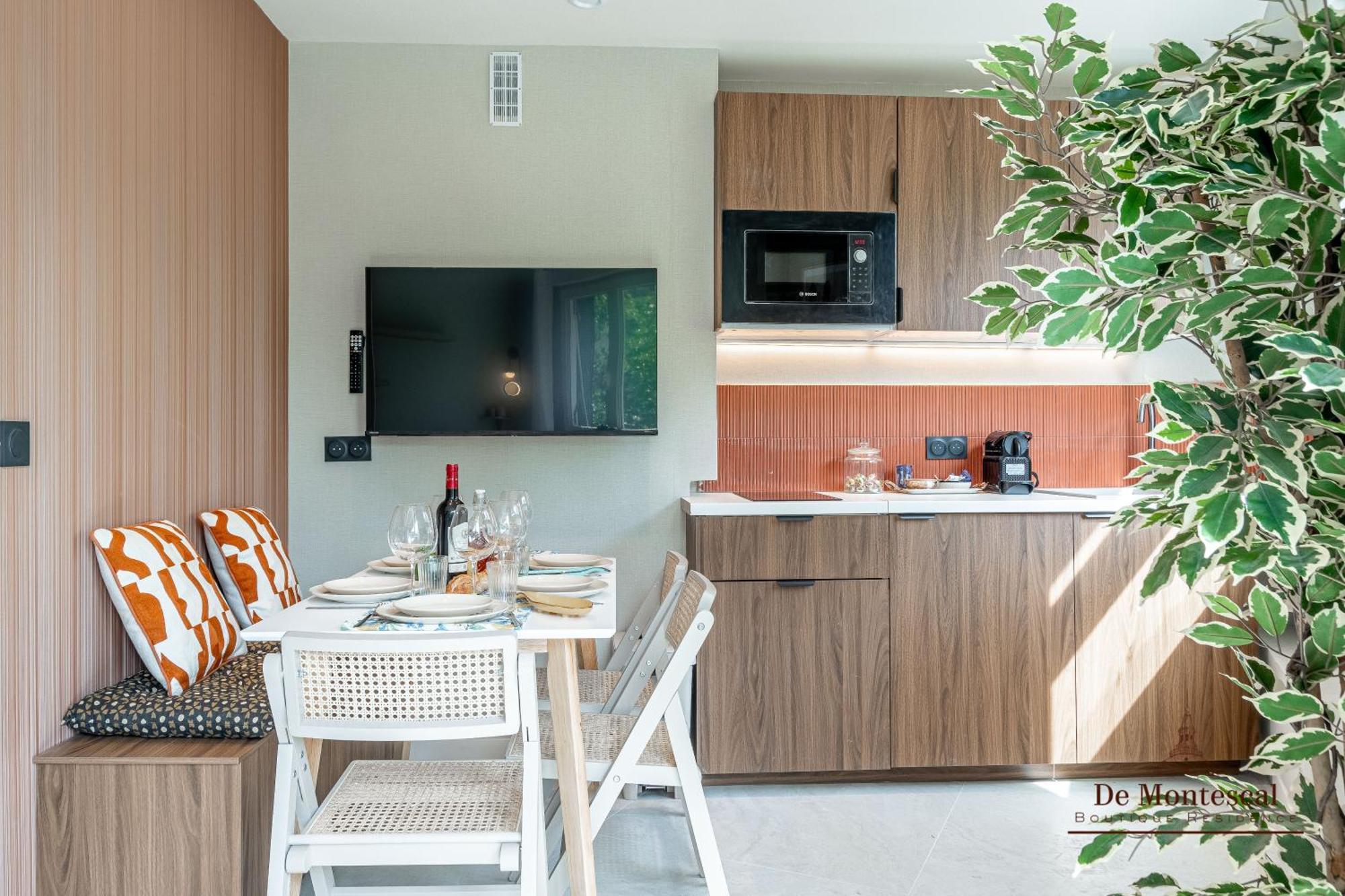 De Montescal - Hot Tub And Ac Cosy Apartment A Prime Location 40M2 Paryż Zewnętrze zdjęcie
