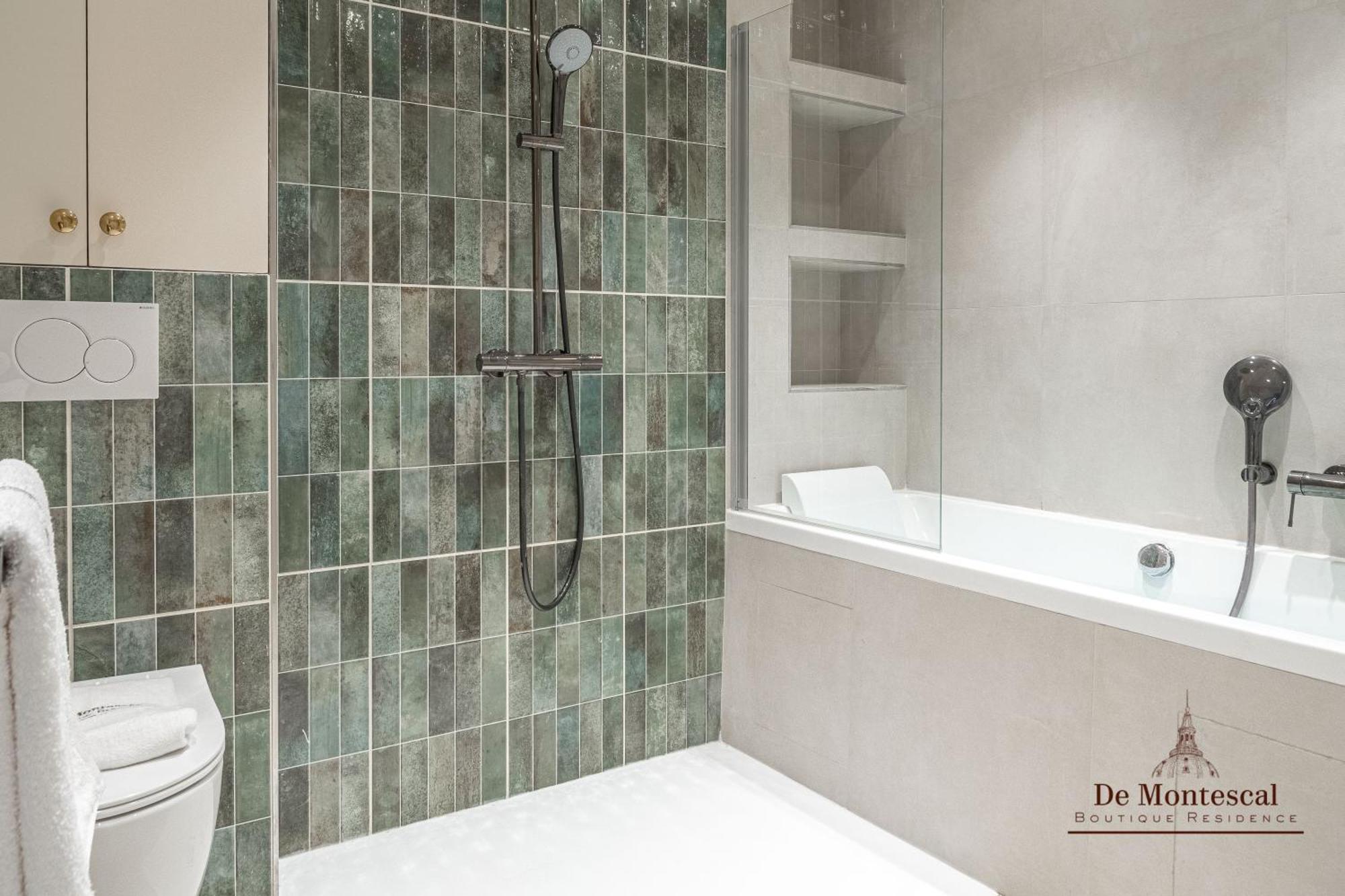 De Montescal - Hot Tub And Ac Cosy Apartment A Prime Location 40M2 Paryż Zewnętrze zdjęcie
