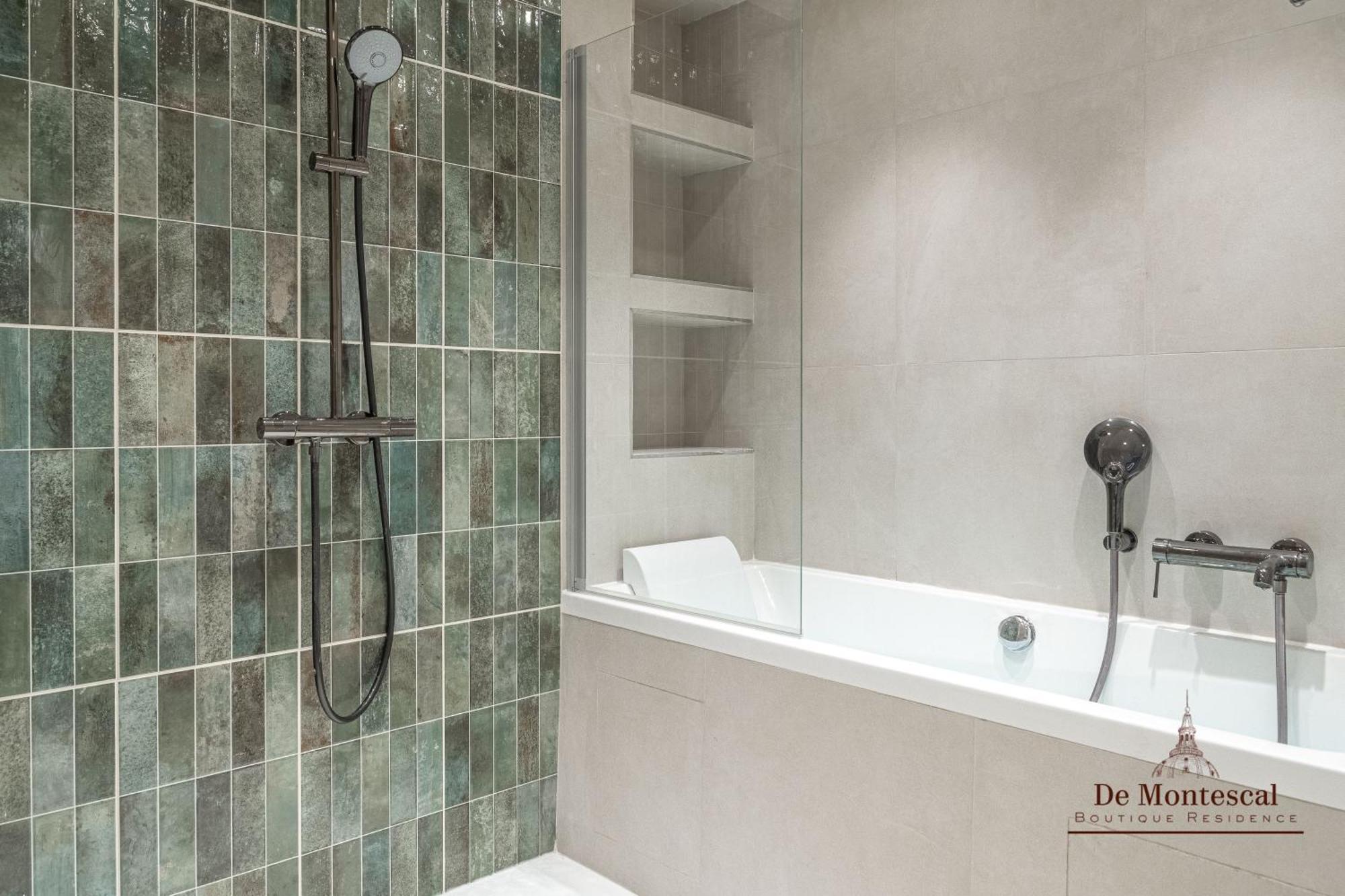 De Montescal - Hot Tub And Ac Cosy Apartment A Prime Location 40M2 Paryż Zewnętrze zdjęcie